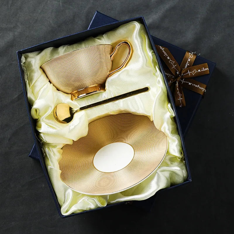 Ensemble de Tasses À Café Élégantes en Verre