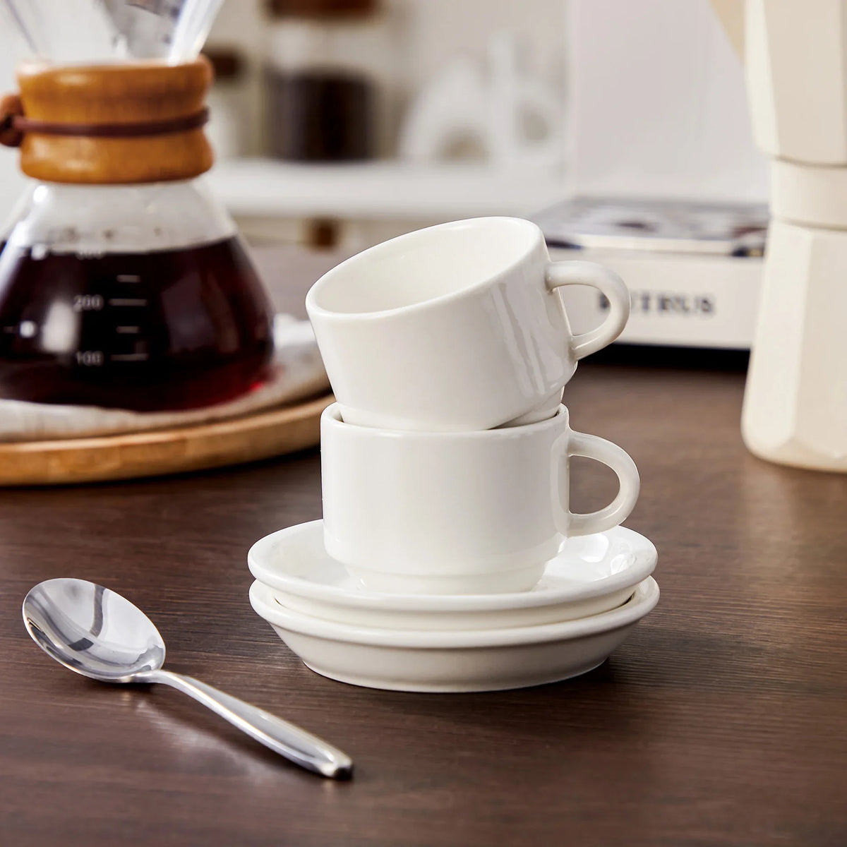 Ensemble De Tasses En Porcelaine Avec Soucoupes Et Support Métal