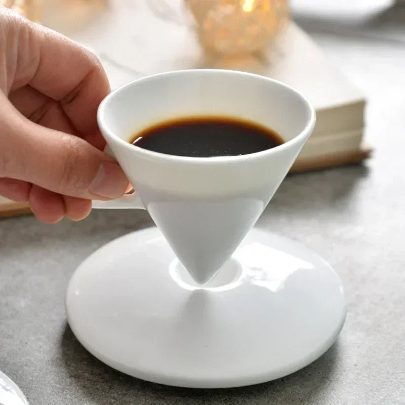 Ensemble Tasse À Café En Céramique Avec Soucoupe Image