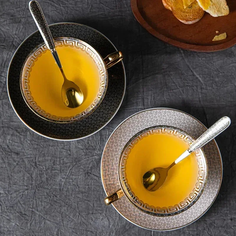 Ensemble Tasse À Café En Porcelaine À Carreaux