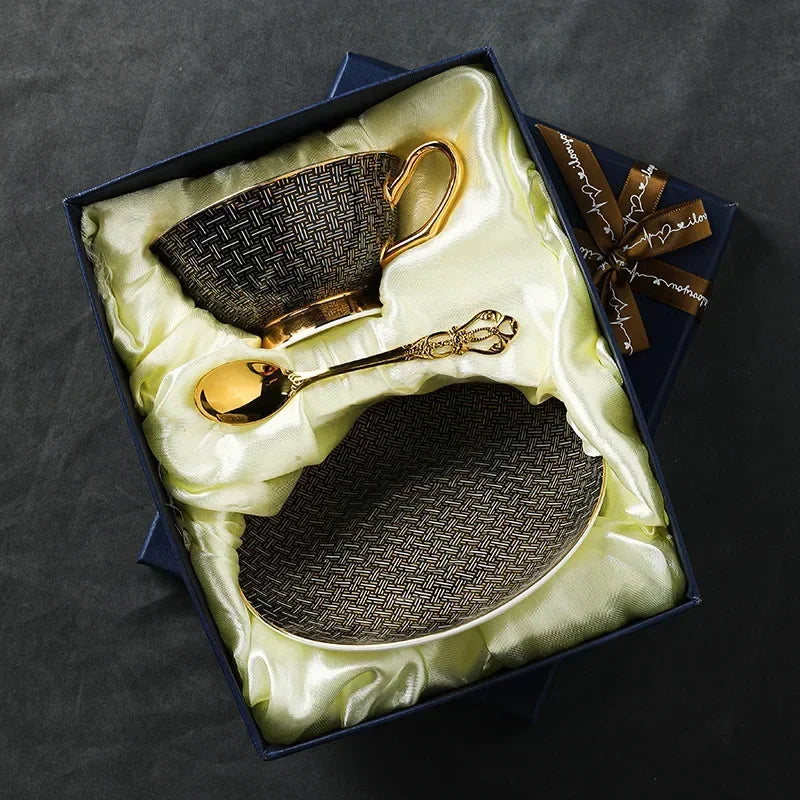 Ensemble Tasse À Café En Porcelaine À Carreaux