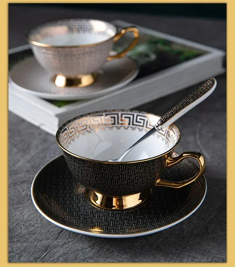 Ensemble Tasse À Café En Porcelaine À Carreaux