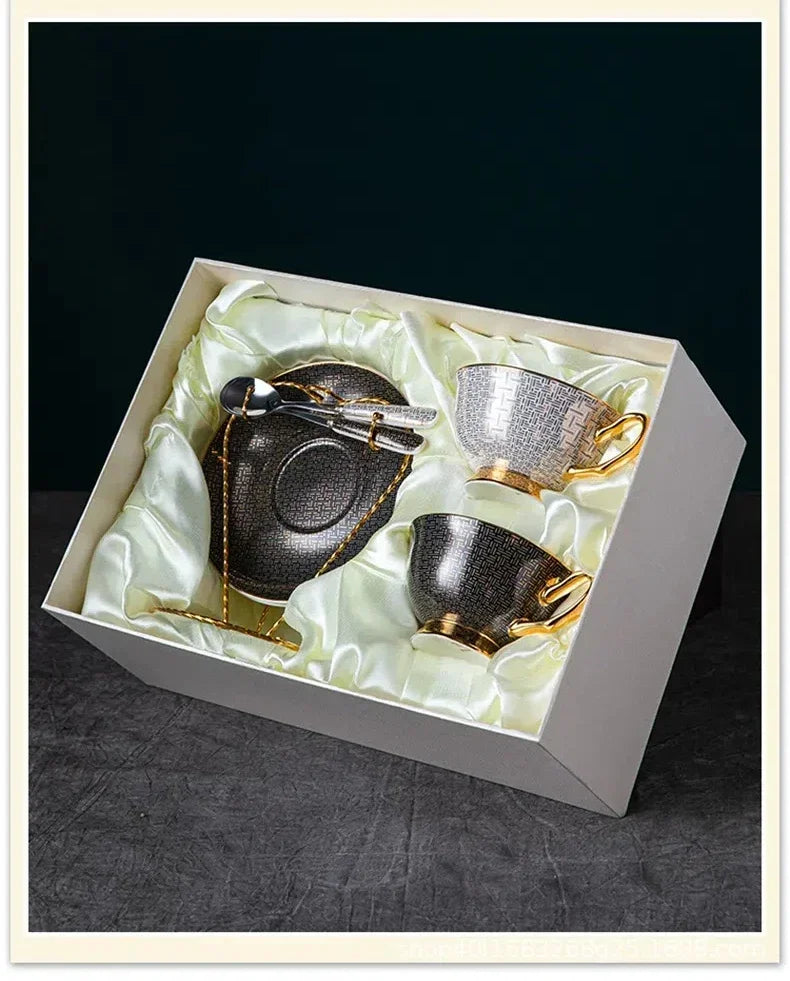 Ensemble Tasse À Café En Porcelaine À Carreaux