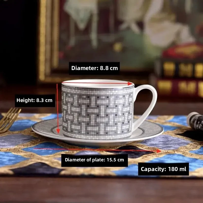 Ensemble Tasse à Café en Porcelaine Fine avec Cuillère