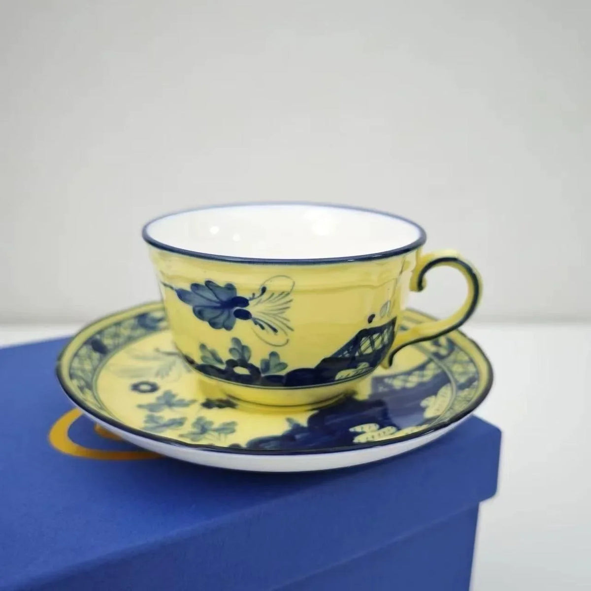 Ensemble Tasse à Café Et Soucoupe en Céramique Peinte