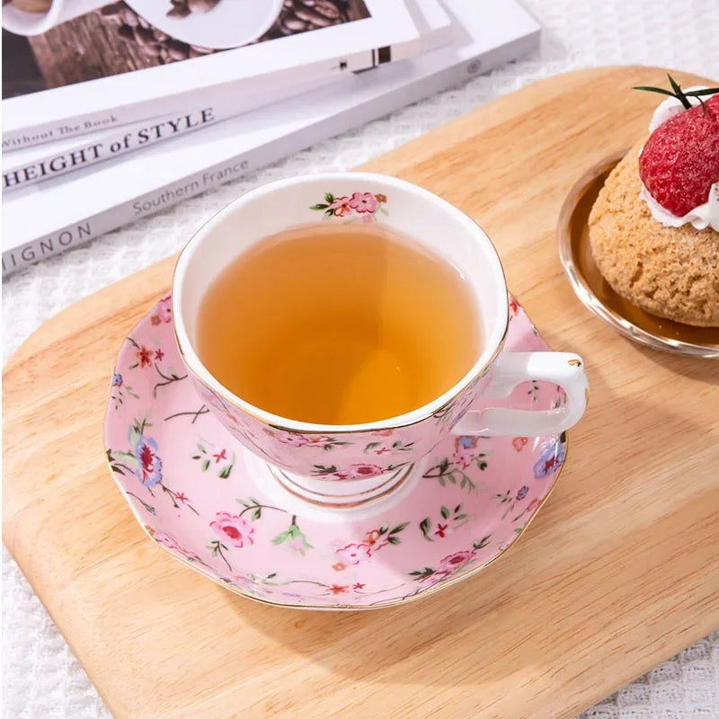 Ensemble Tasse Et Soucoupe En Céramique Style Palais