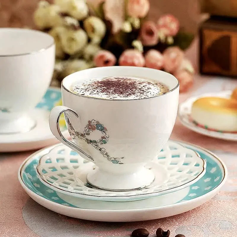 Ensemble Tasse Et Soucoupe En Céramique Style Palais
