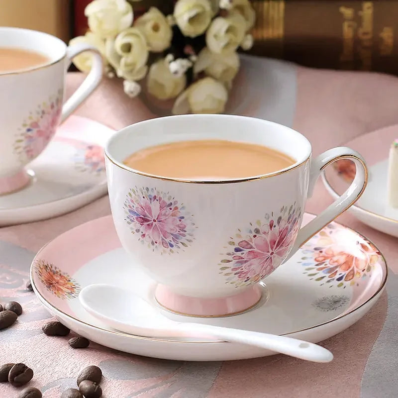 Ensemble Tasse Et Soucoupe En Céramique Style Palais