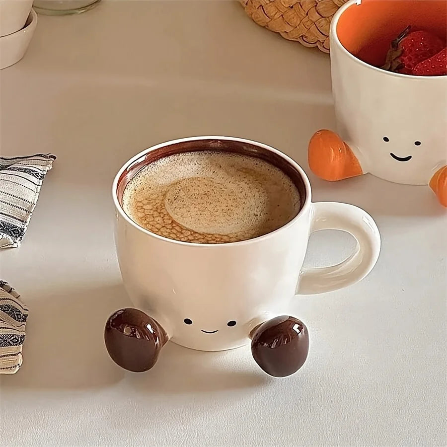 Tasse À Café En Céramique À Pieds Mignons — illustration 3 Image