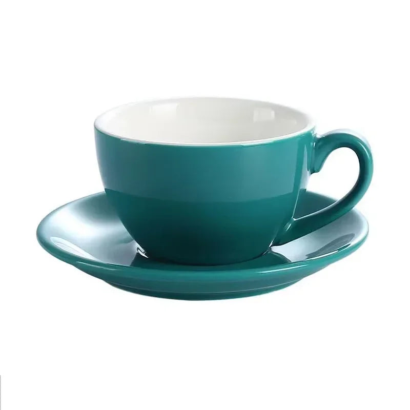 Tasse À Café En Céramique Avec Soucoupe