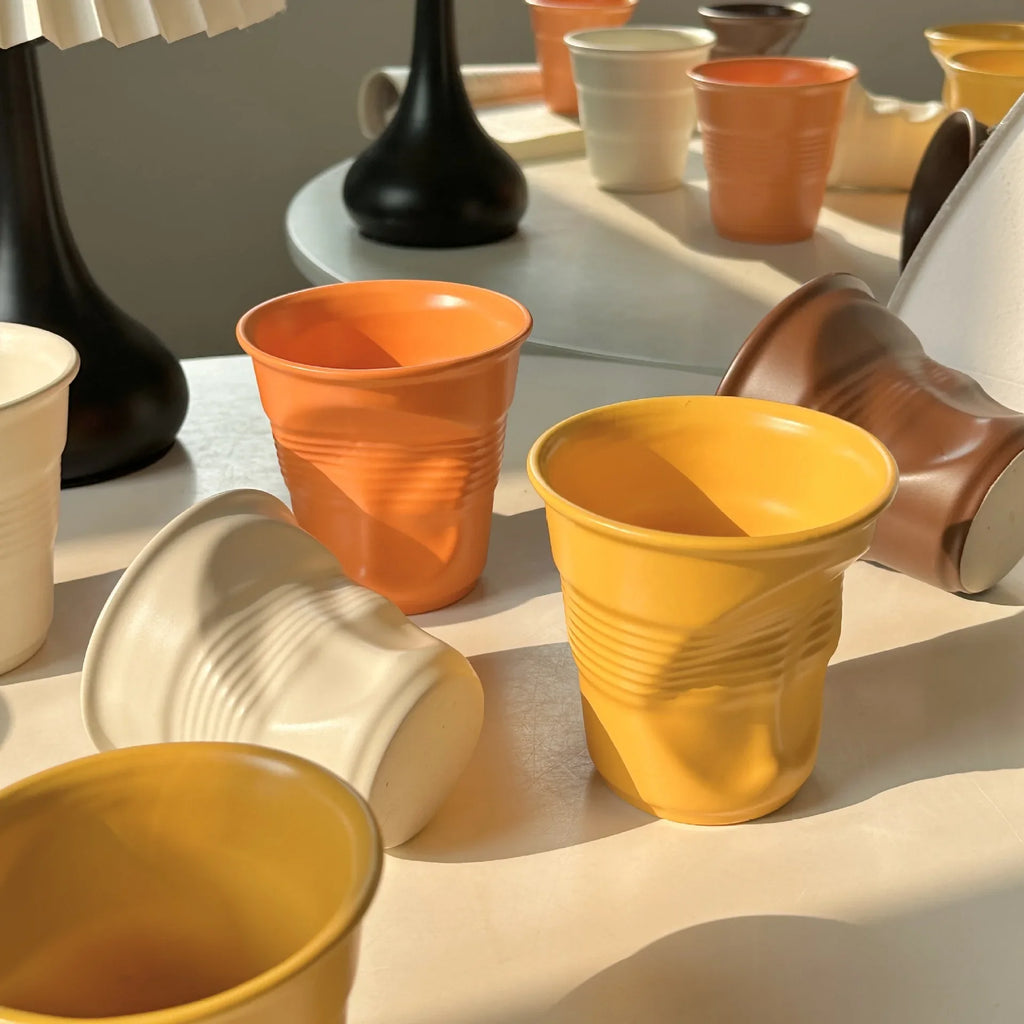 Tasse À Café En Céramique Froissée Dopamine