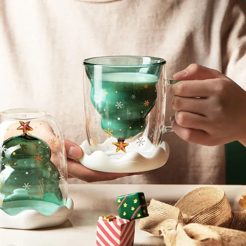 Tasse De Noël À Double Paroi Avec Couvercle Image