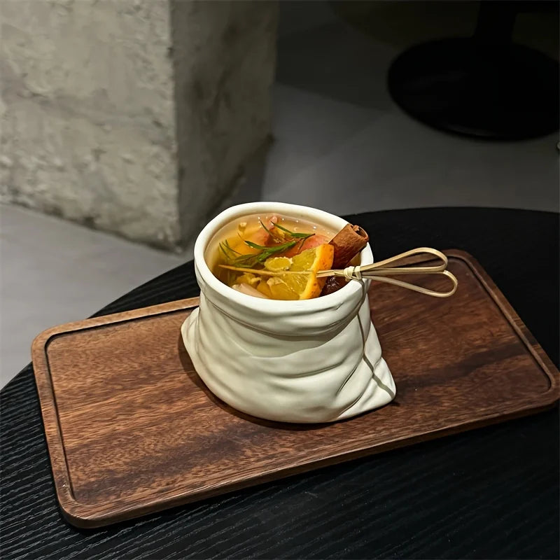 Tasse En Céramique Froissée Texture Plissée — Couleur Claire, photo 2